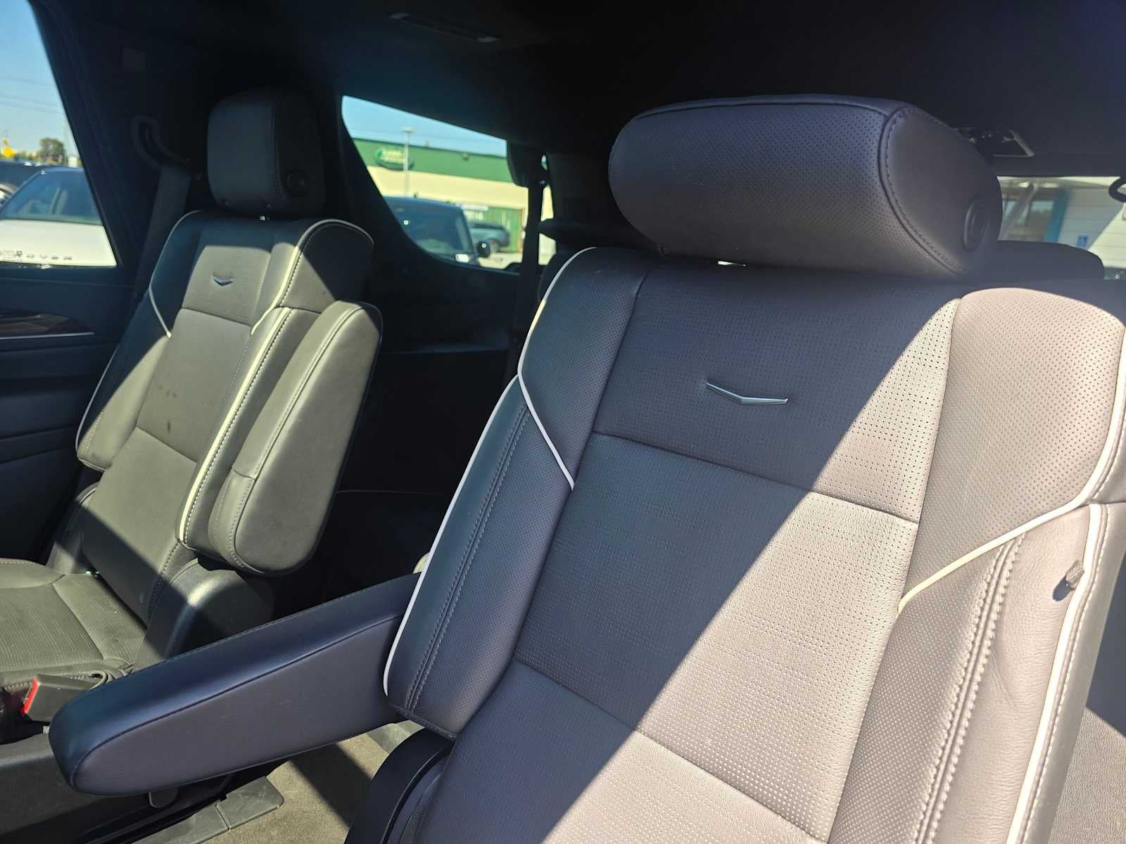 2024 Cadillac Escalade 4WD Premium Luxury