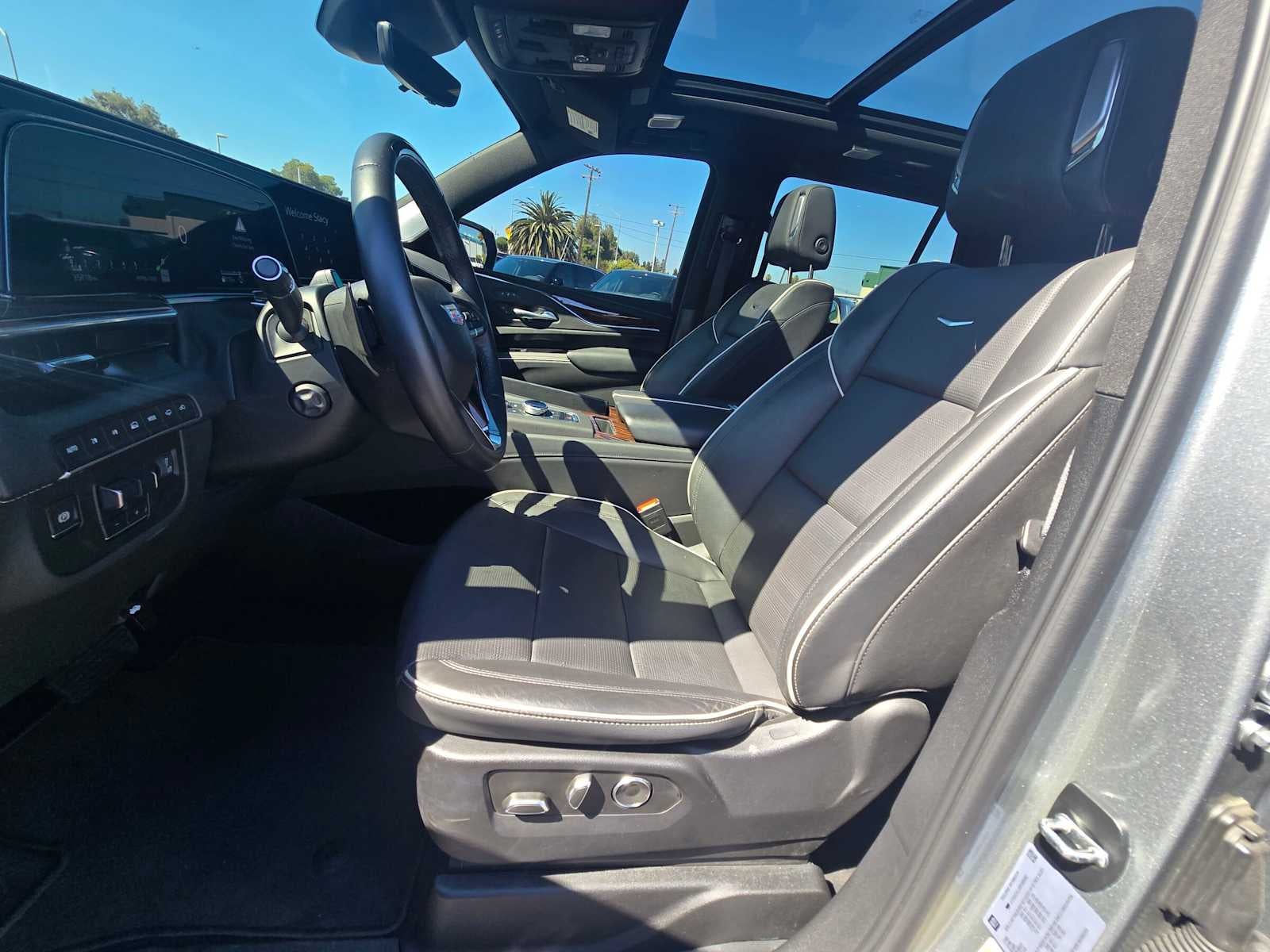 2024 Cadillac Escalade 4WD Premium Luxury