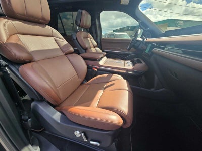 2025 Lincoln Navigator L Reserve