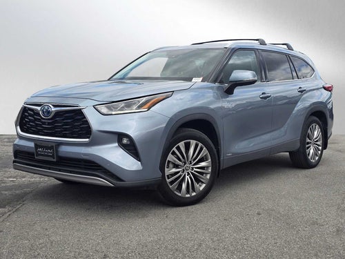 2022 Toyota Highlander Hybrid Platinum