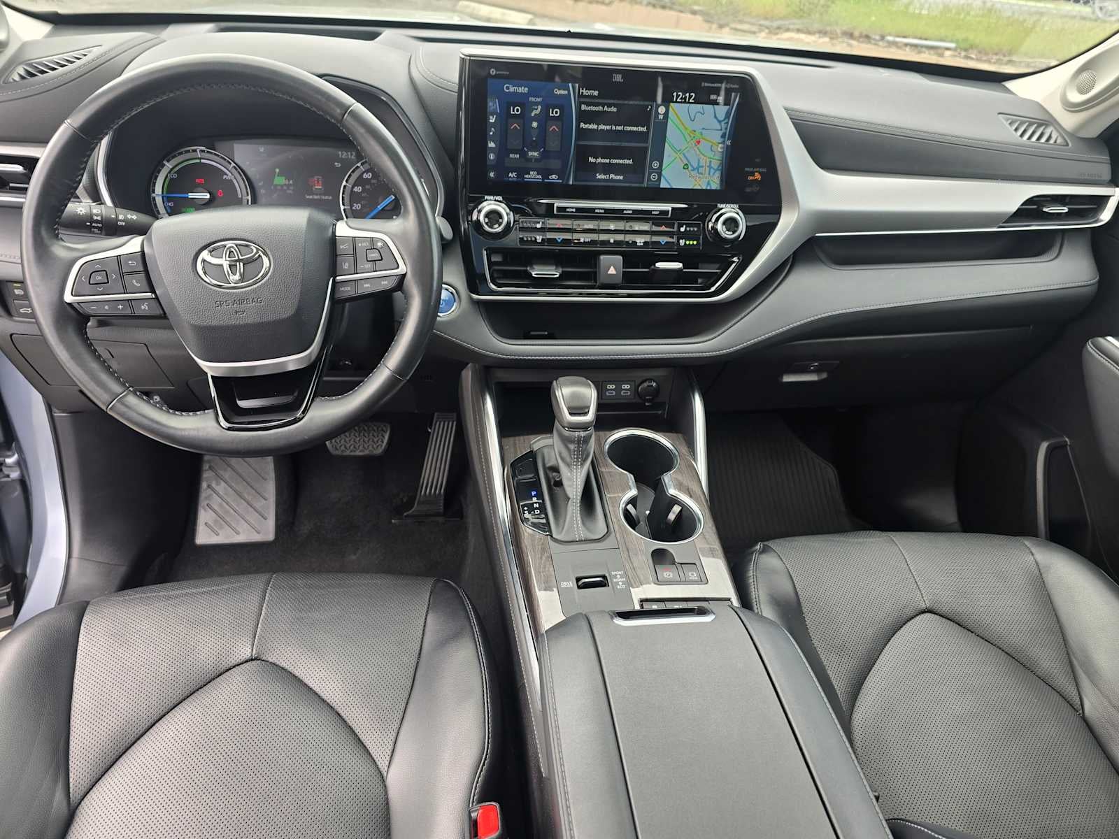 2022 Toyota Highlander Hybrid Platinum