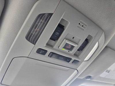 2022 Toyota Highlander Hybrid Platinum