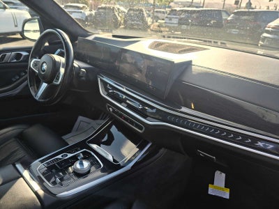 2023 BMW X7 xDrive40i