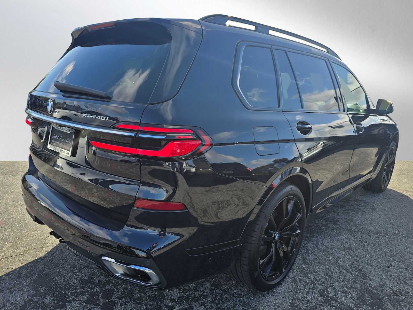 2023 BMW X7 xDrive40i