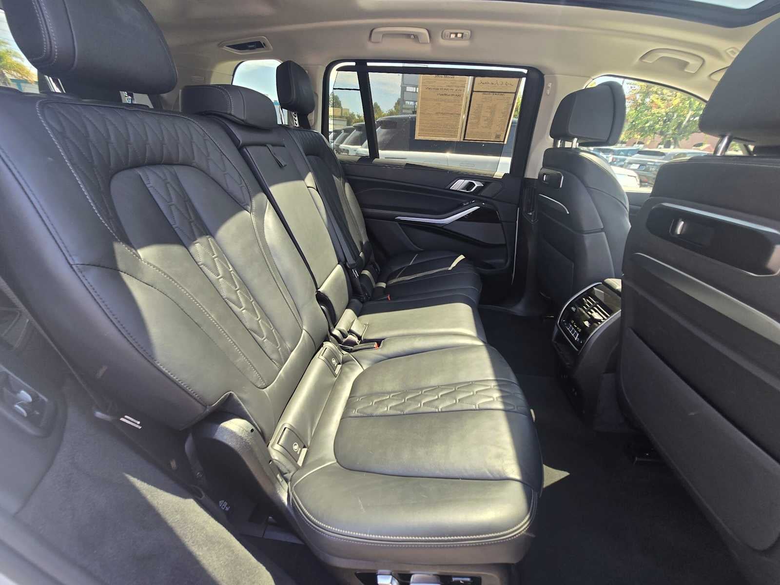 2025 BMW X7 xDrive40i xDrive40i