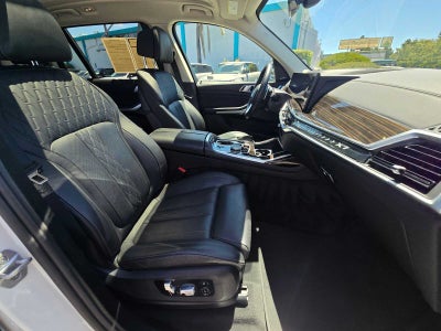 2025 BMW X7 xDrive40i xDrive40i