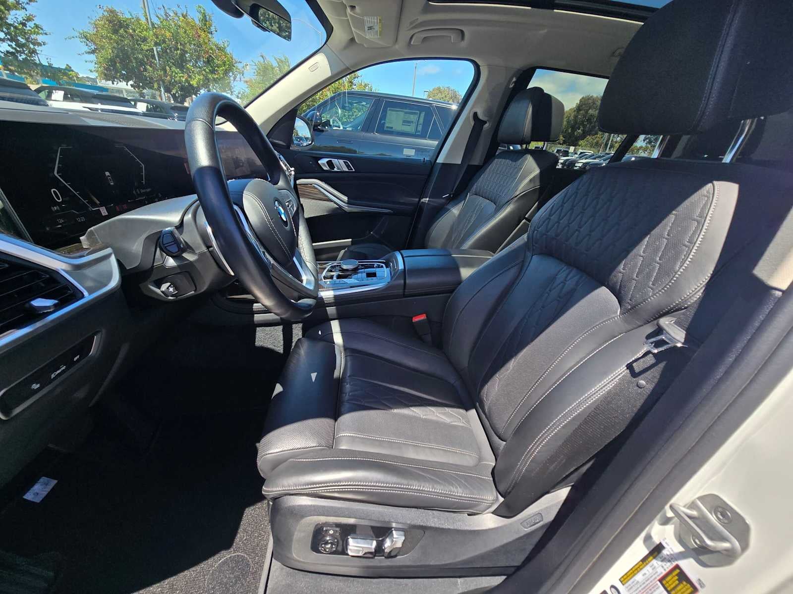 2025 BMW X7 xDrive40i xDrive40i