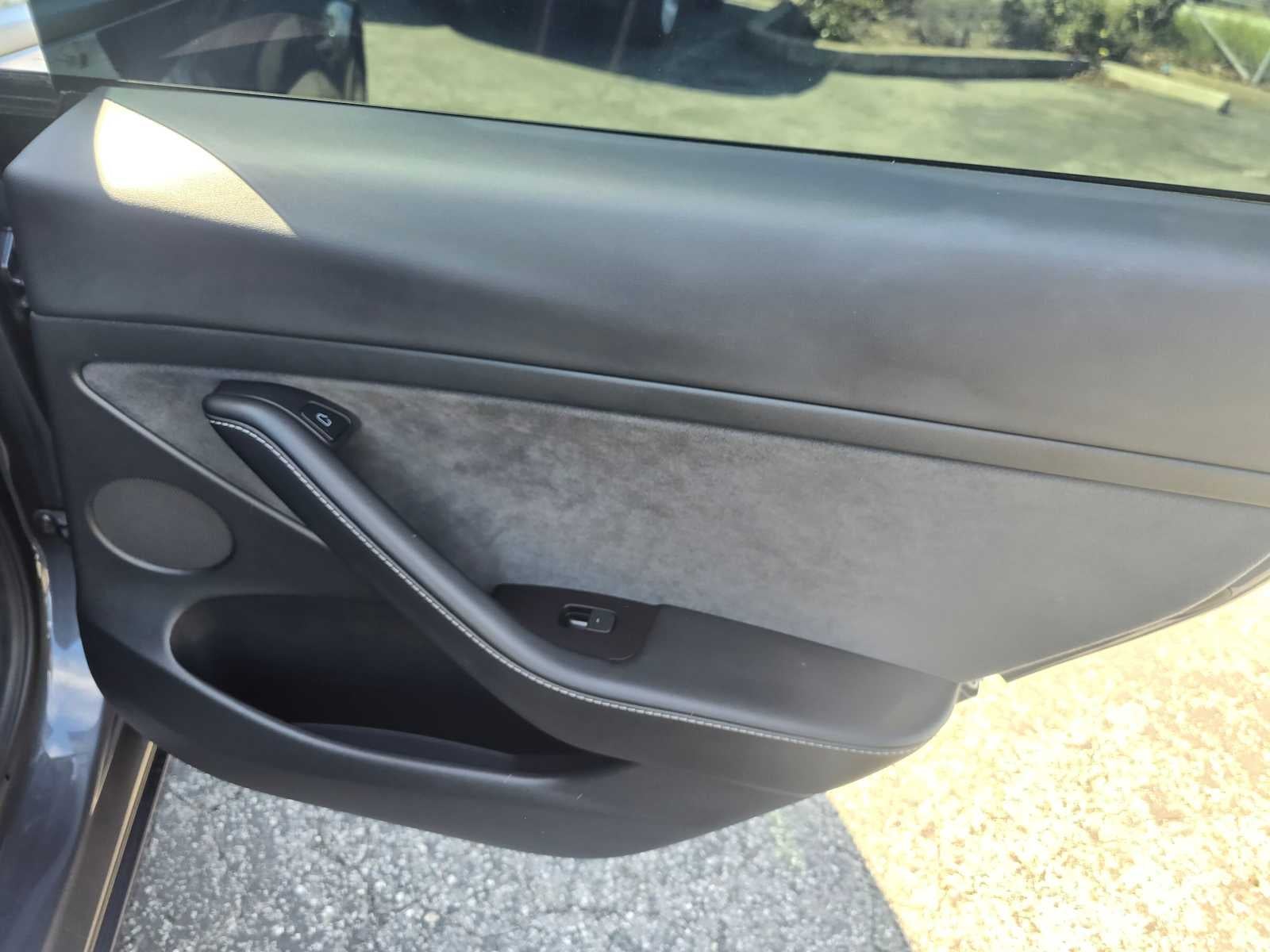 2023 Tesla Model 3 RWD