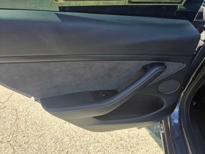 2023 Tesla Model 3 RWD