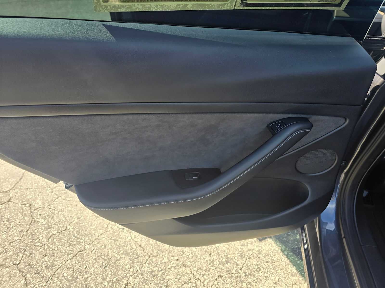 2023 Tesla Model 3 RWD