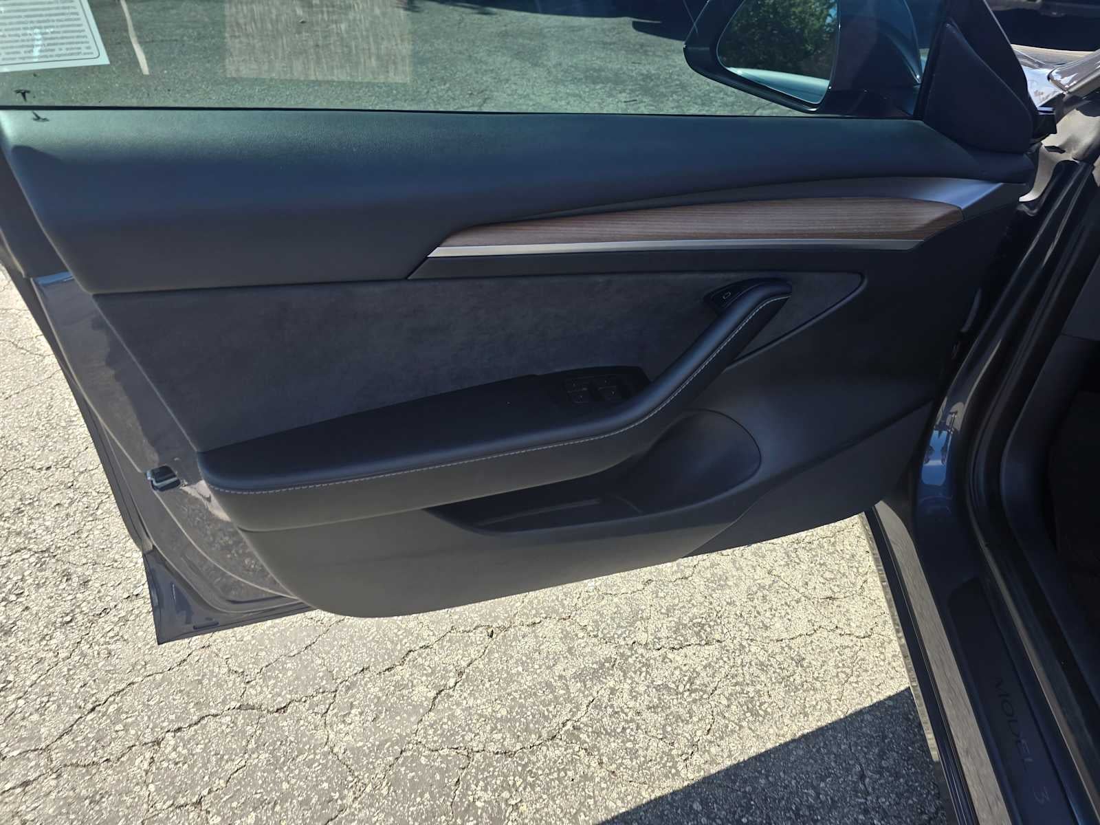 2023 Tesla Model 3 RWD