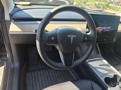 2023 Tesla Model 3 RWD