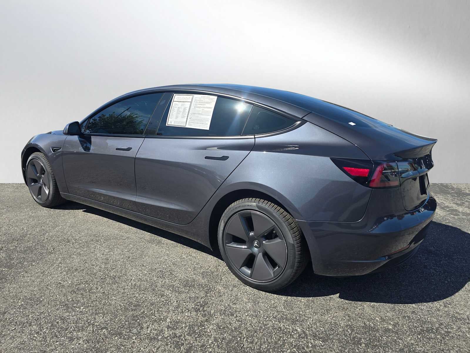 2023 Tesla Model 3 RWD