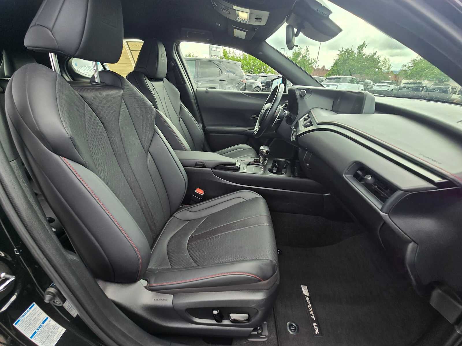 2022 Lexus UX 250h F SPORT