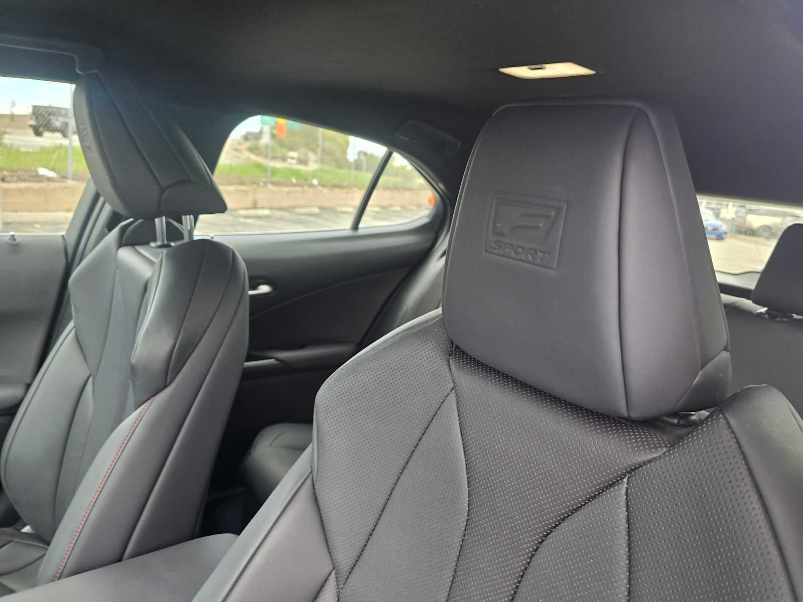 2022 Lexus UX 250h F SPORT