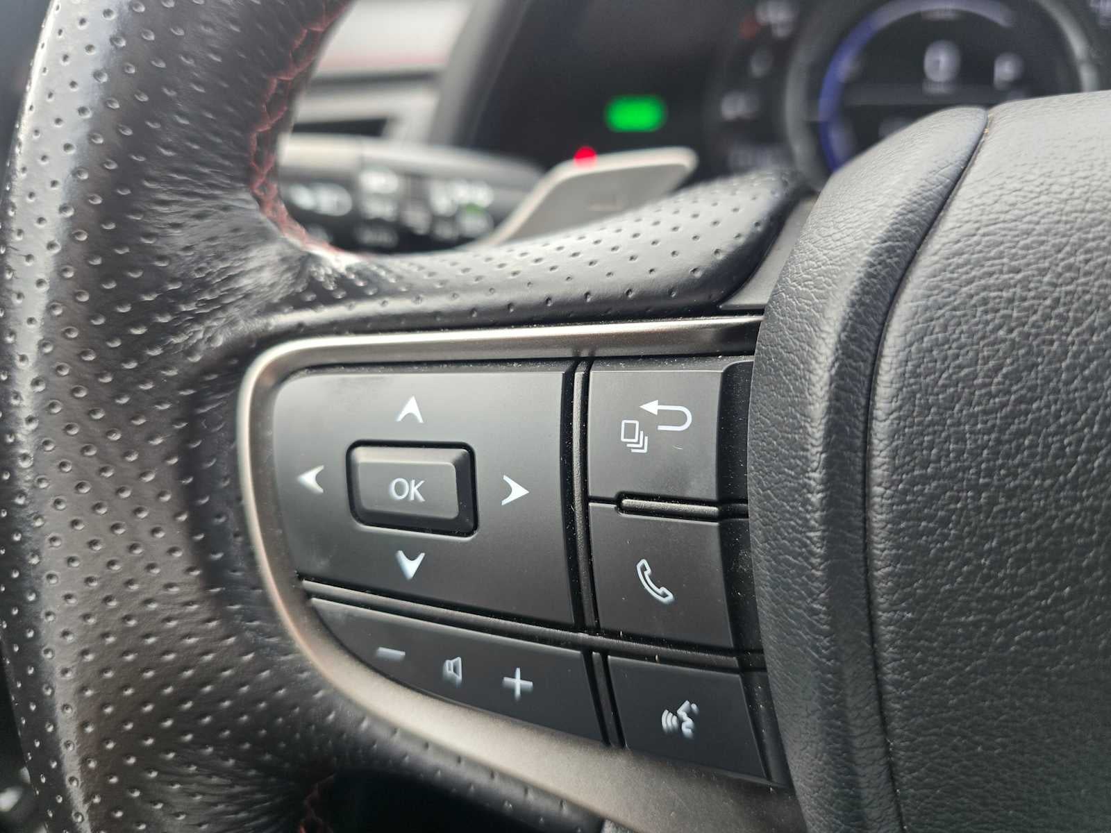 2022 Lexus UX 250h F SPORT