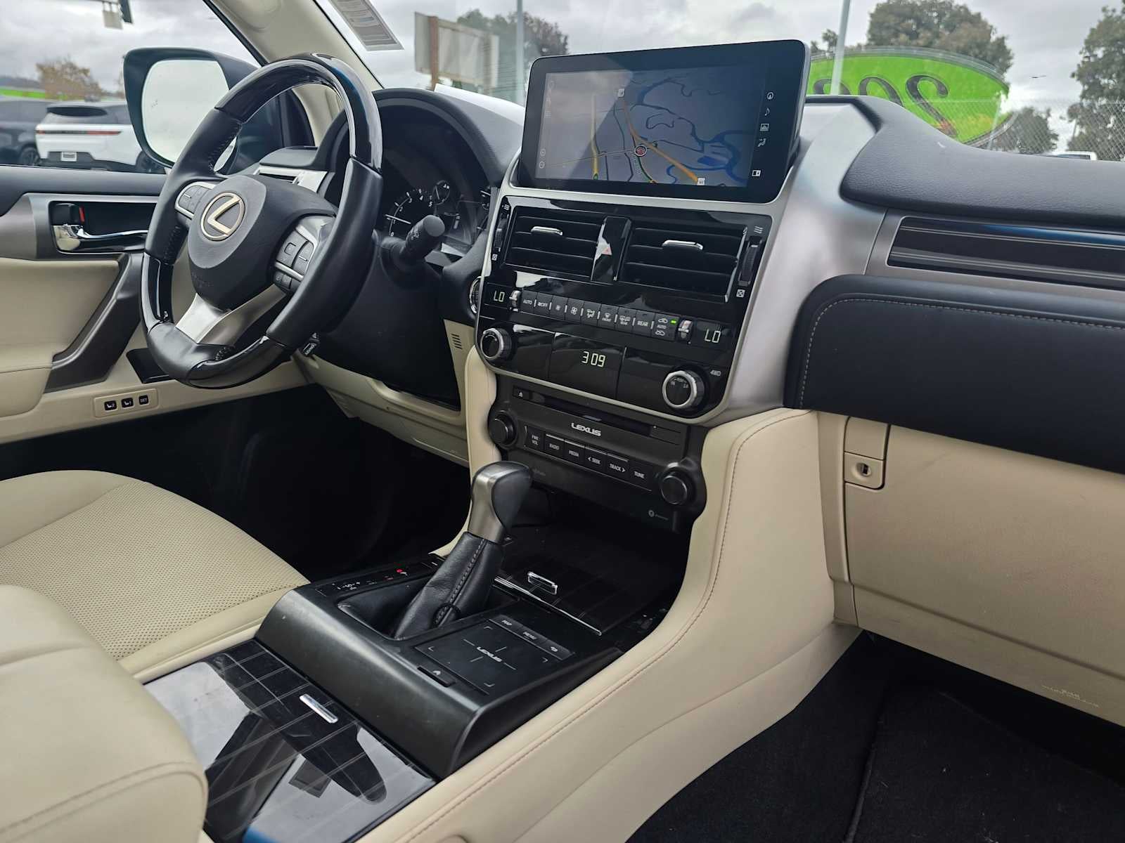 2023 Lexus GX Premium