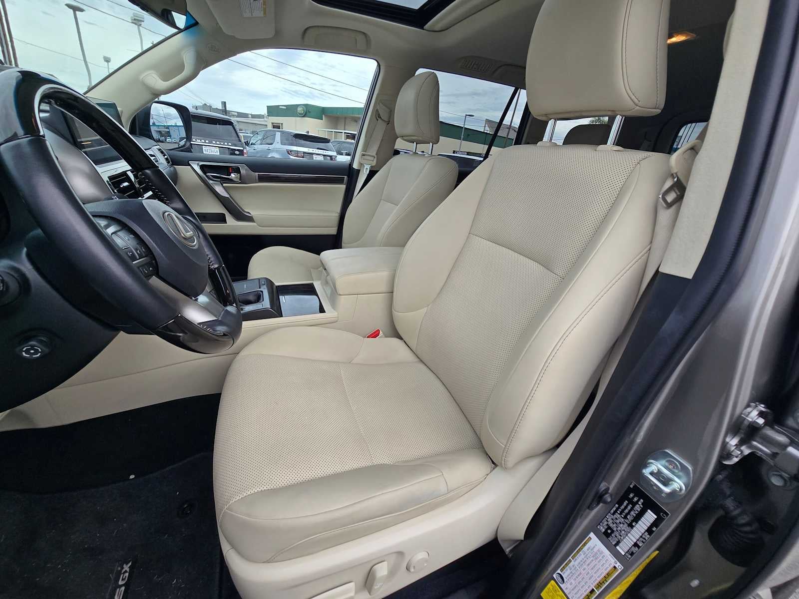 2023 Lexus GX Premium