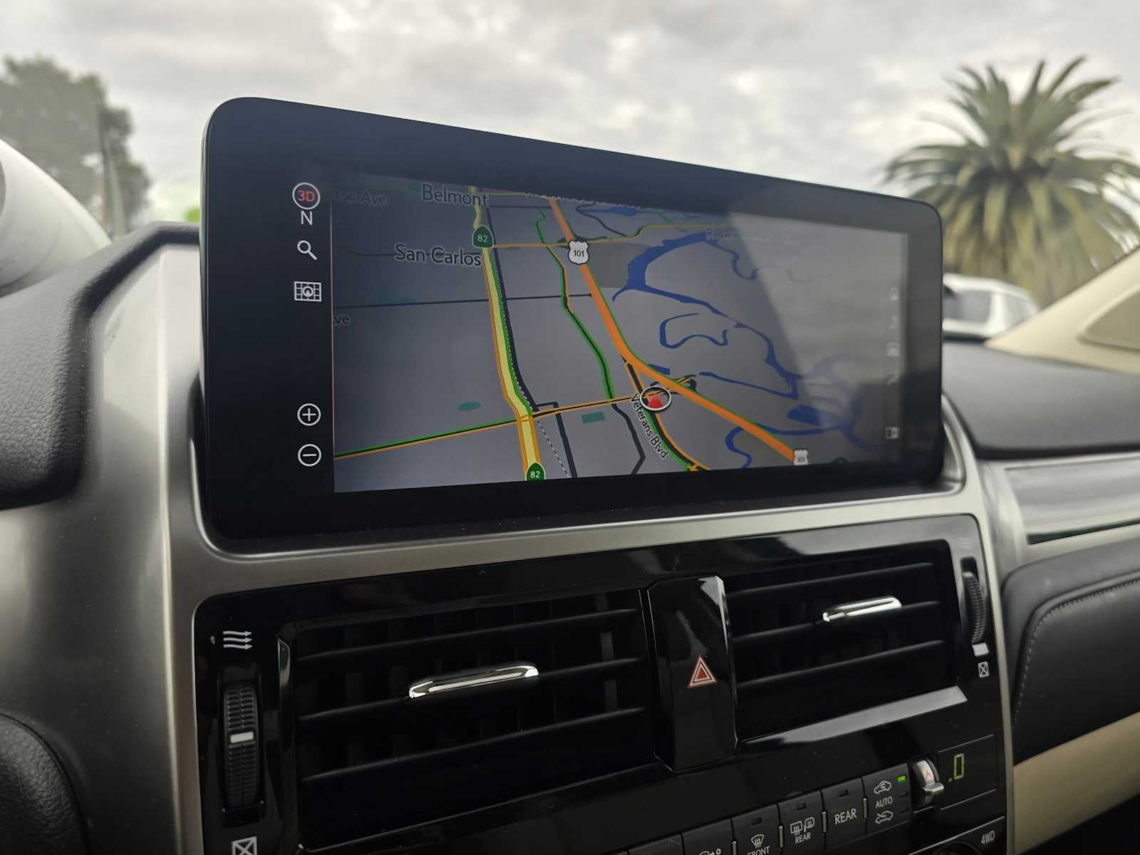 2023 Lexus GX Premium