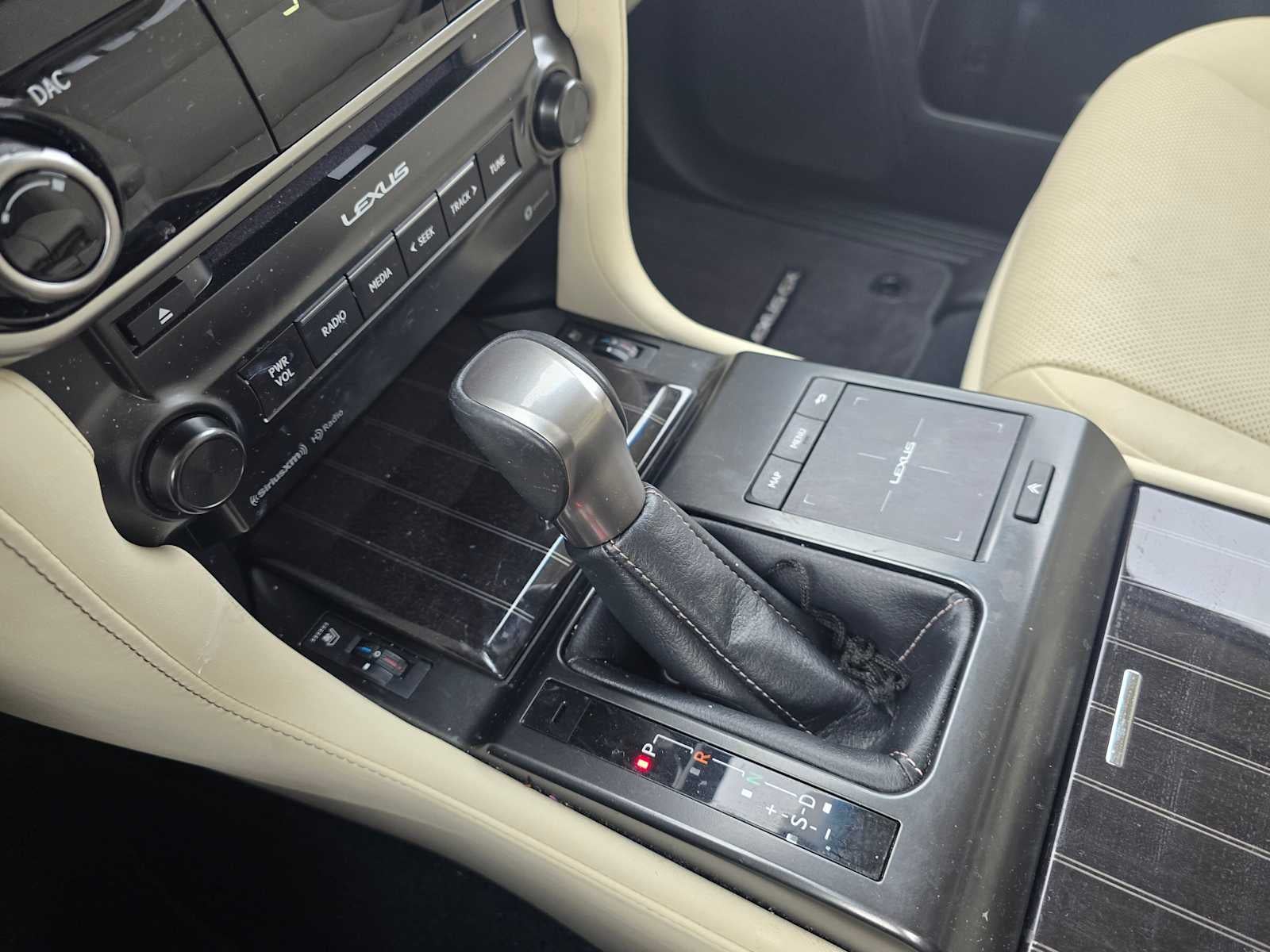 2023 Lexus GX Premium