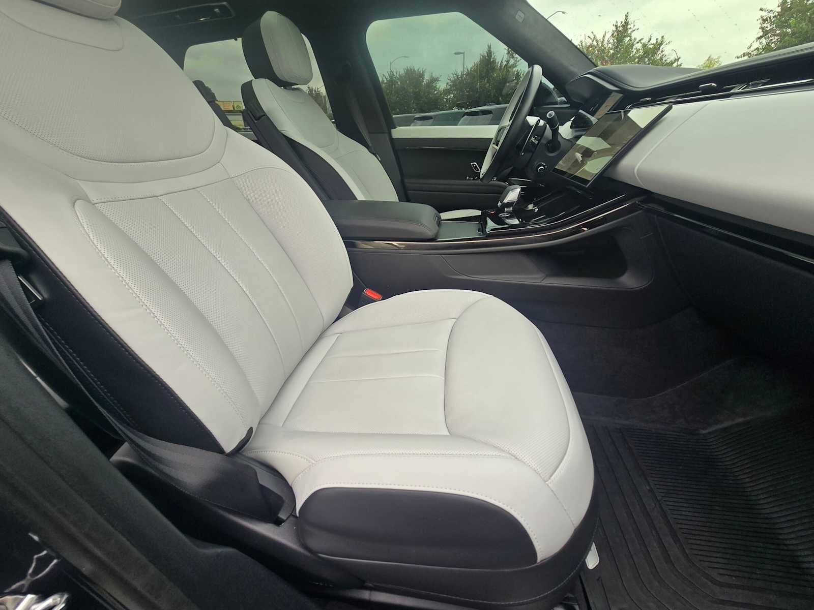 2025 Land Rover Range Rover Sport Autobiography