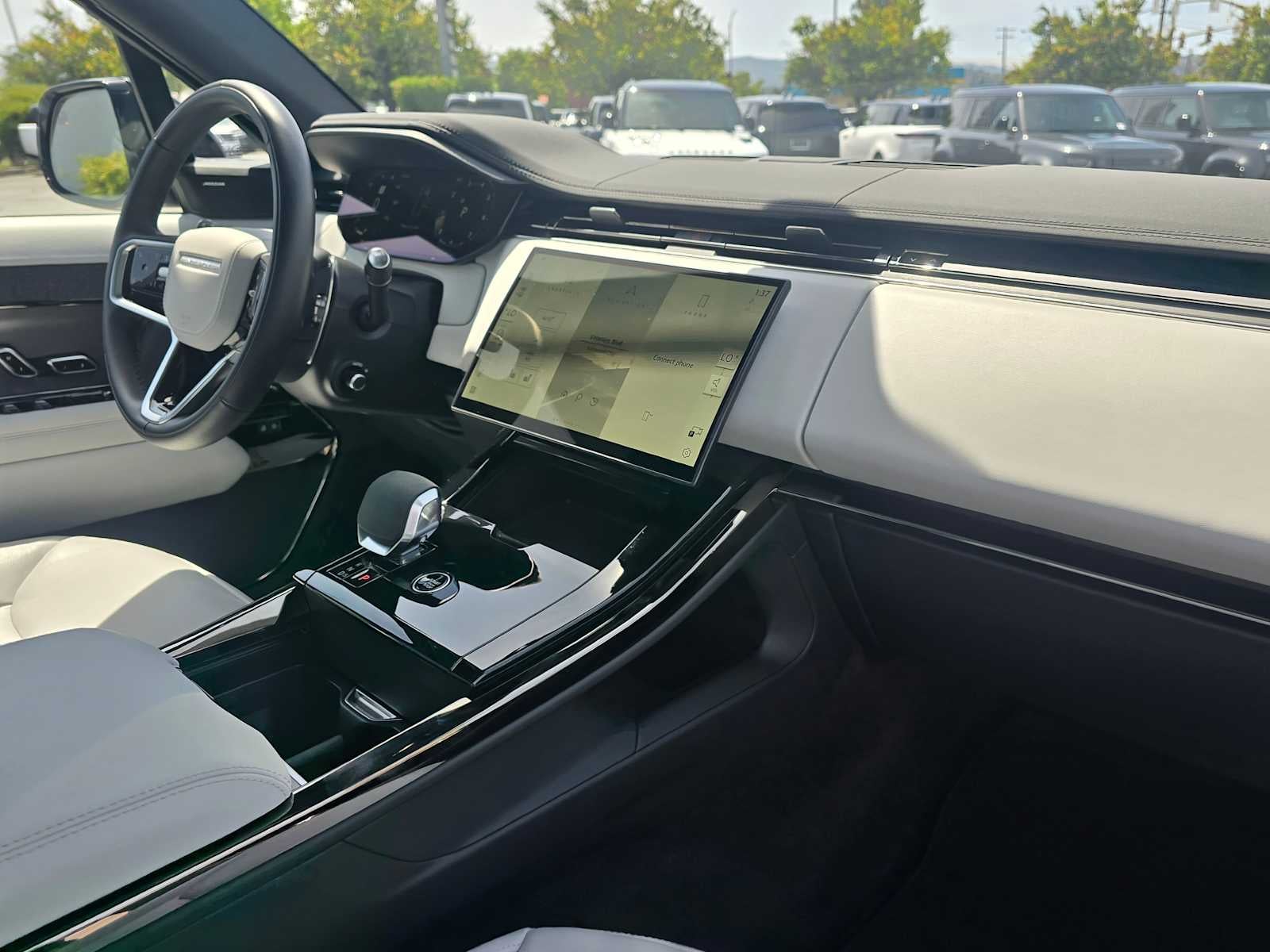 2025 Land Rover Range Rover Sport S
