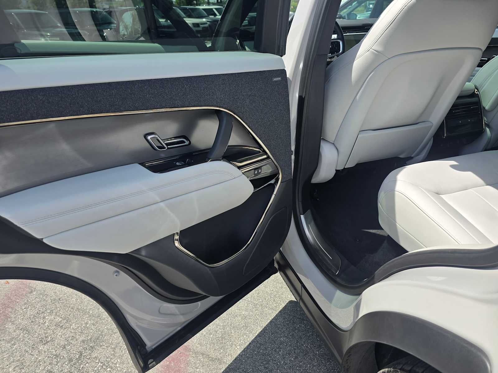 2025 Land Rover Range Rover Sport S