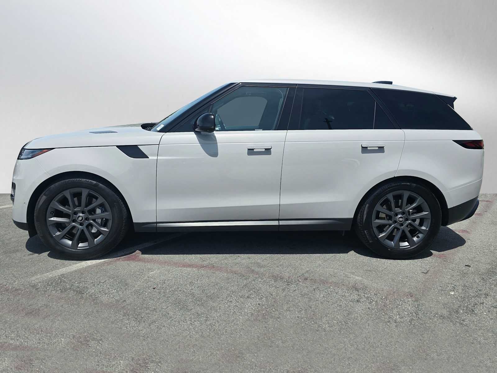 2025 Land Rover Range Rover Sport S