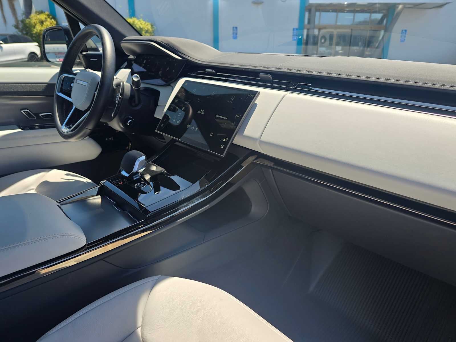 2025 Land Rover Range Rover Sport S