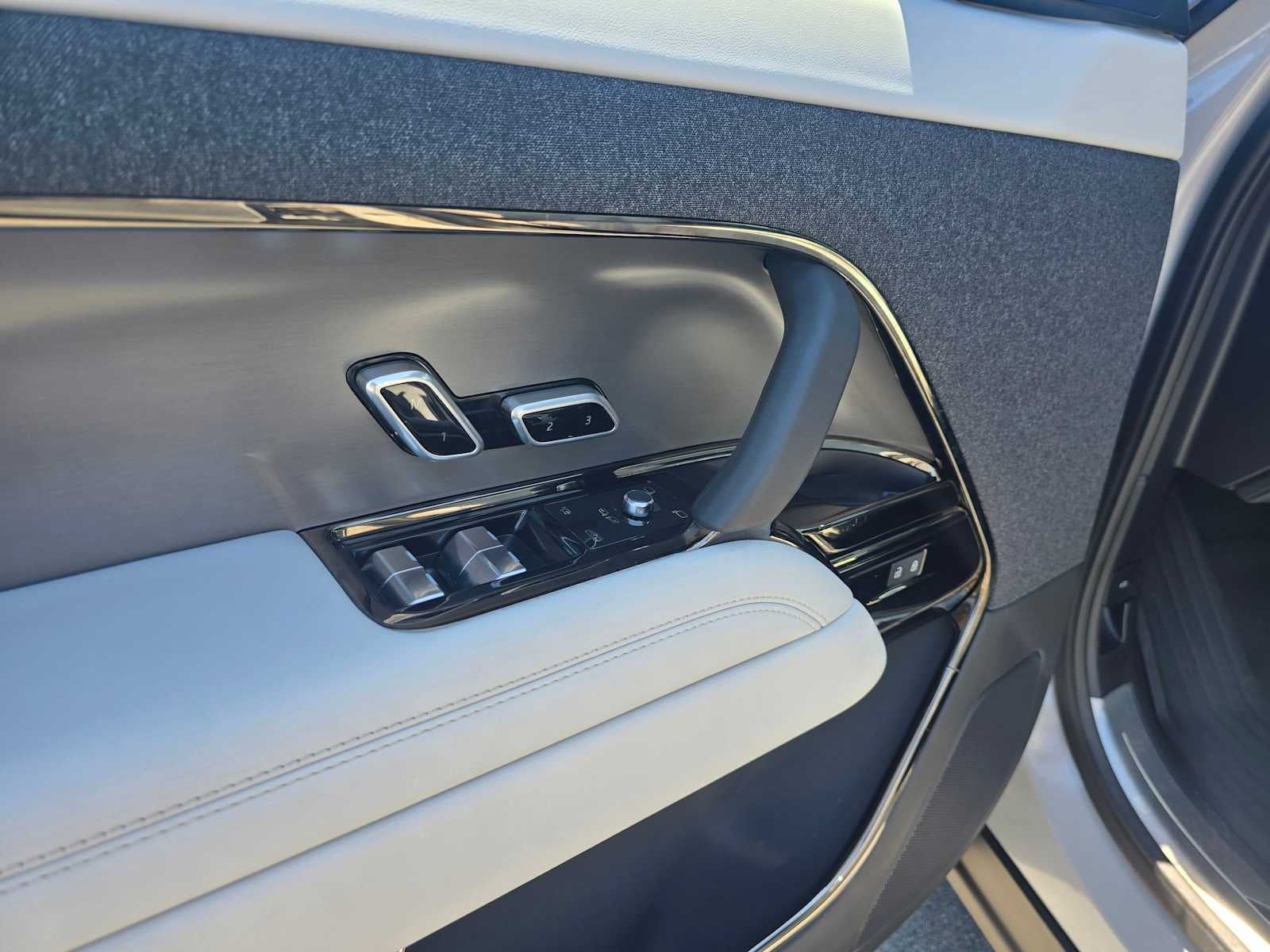 2025 Land Rover Range Rover Sport S