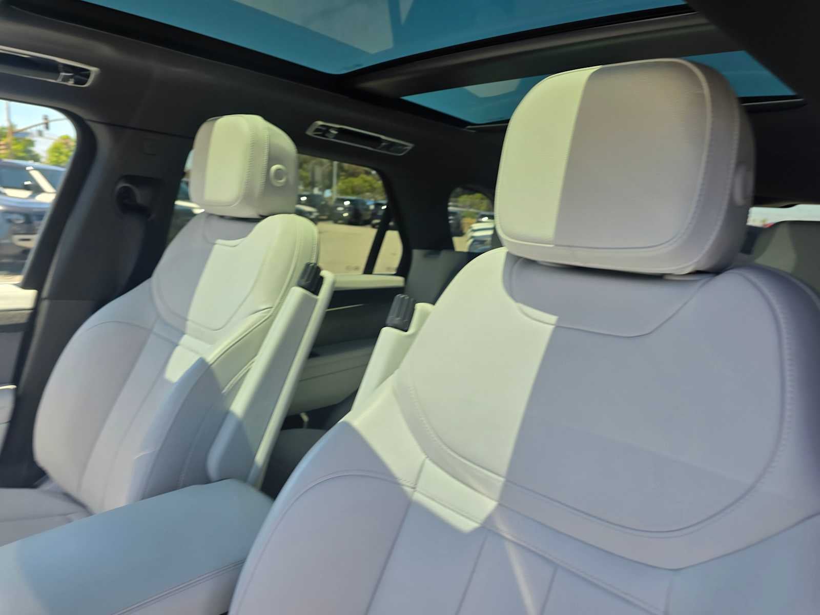 2025 Land Rover Range Rover Sport S