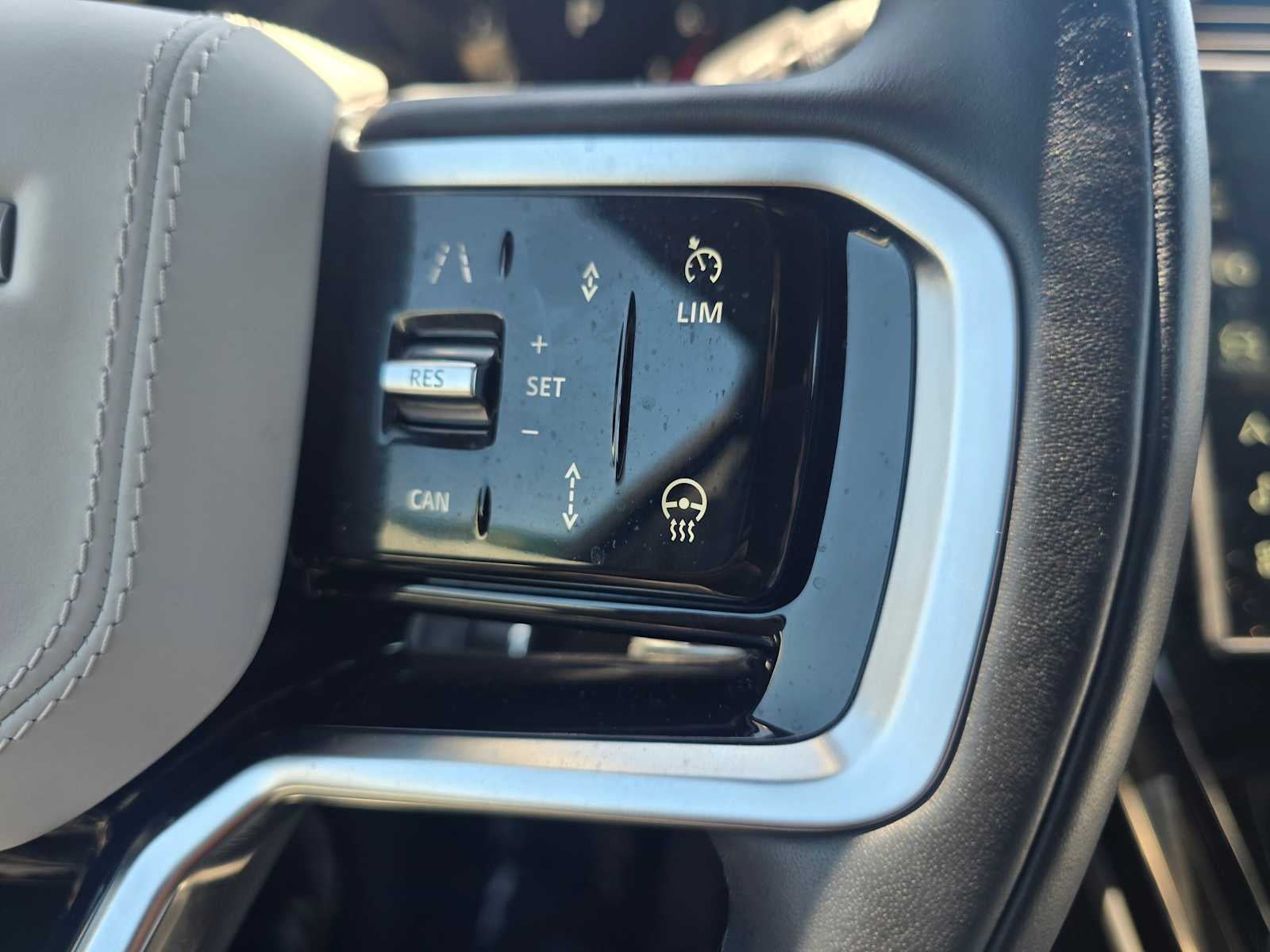 2025 Land Rover Range Rover Sport S