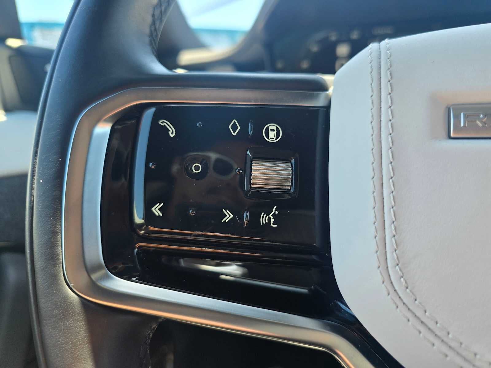 2025 Land Rover Range Rover Sport S