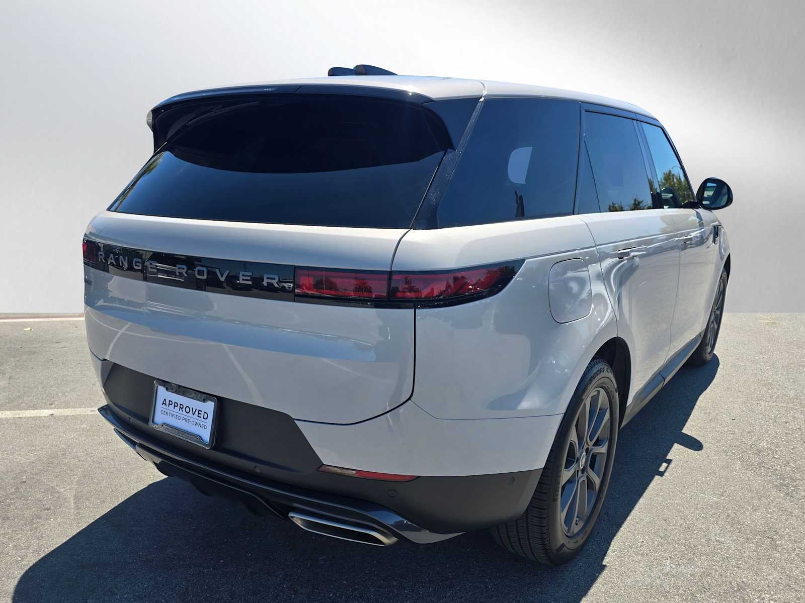 2025 Land Rover Range Rover Sport S