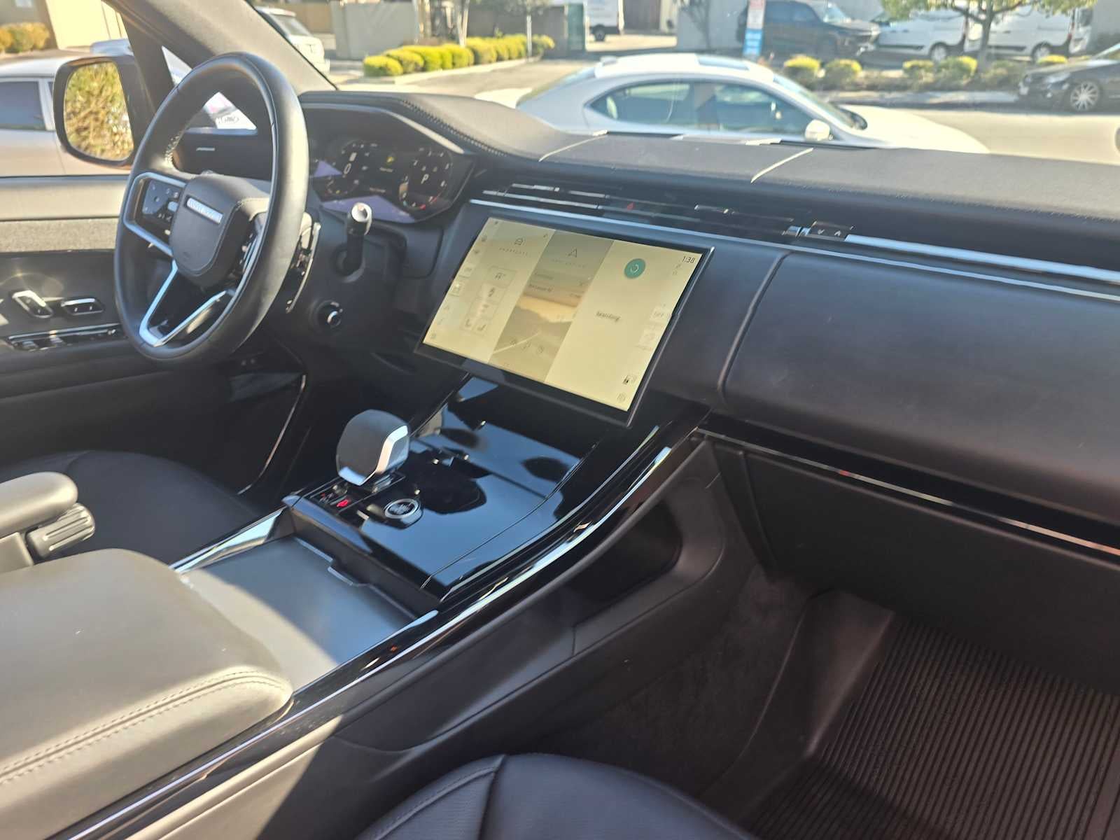 2024 Land Rover Range Rover Sport SE