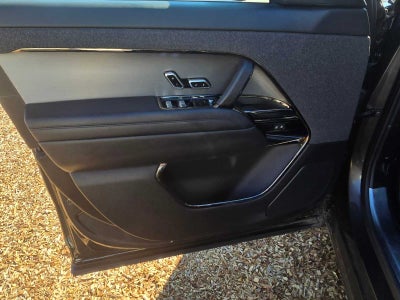 2024 Land Rover Range Rover Sport SE