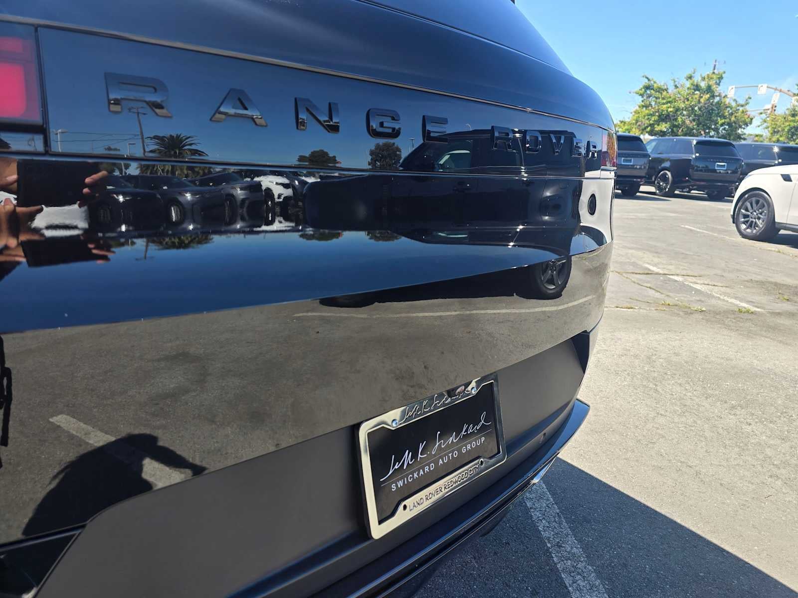 2025 Land Rover Range Rover Sport SE