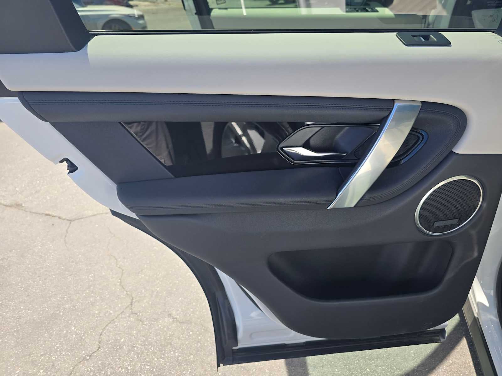 2025 Land Rover Discovery Sport S