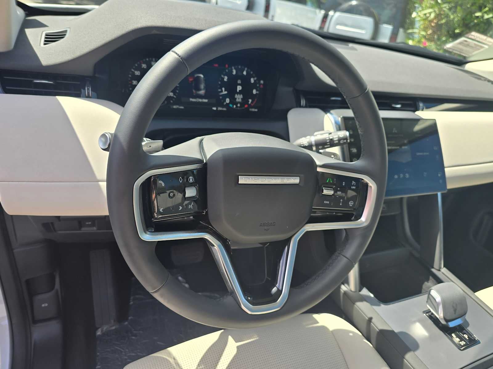 2025 Land Rover Discovery Sport S