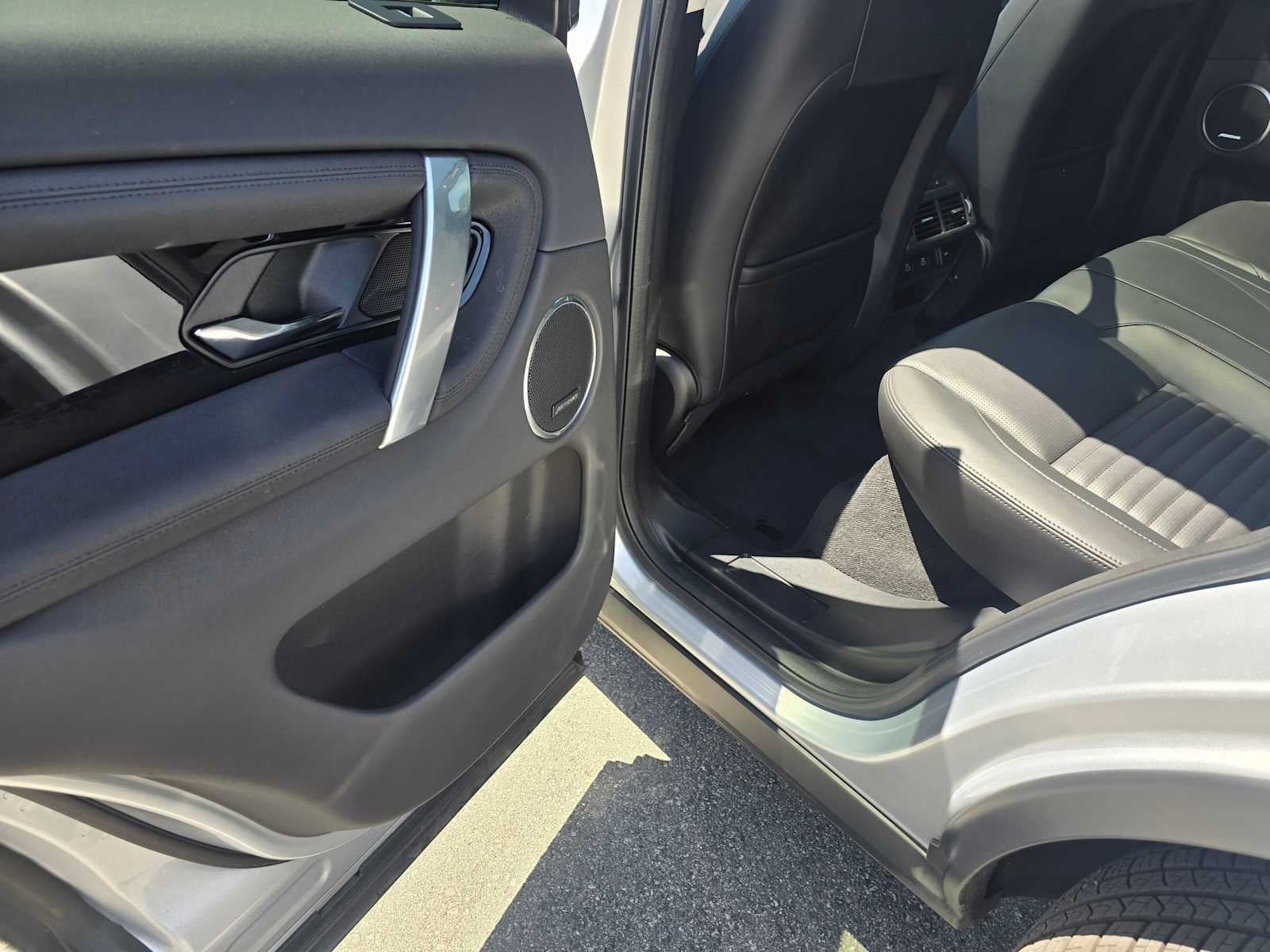 2025 Land Rover Discovery Sport S