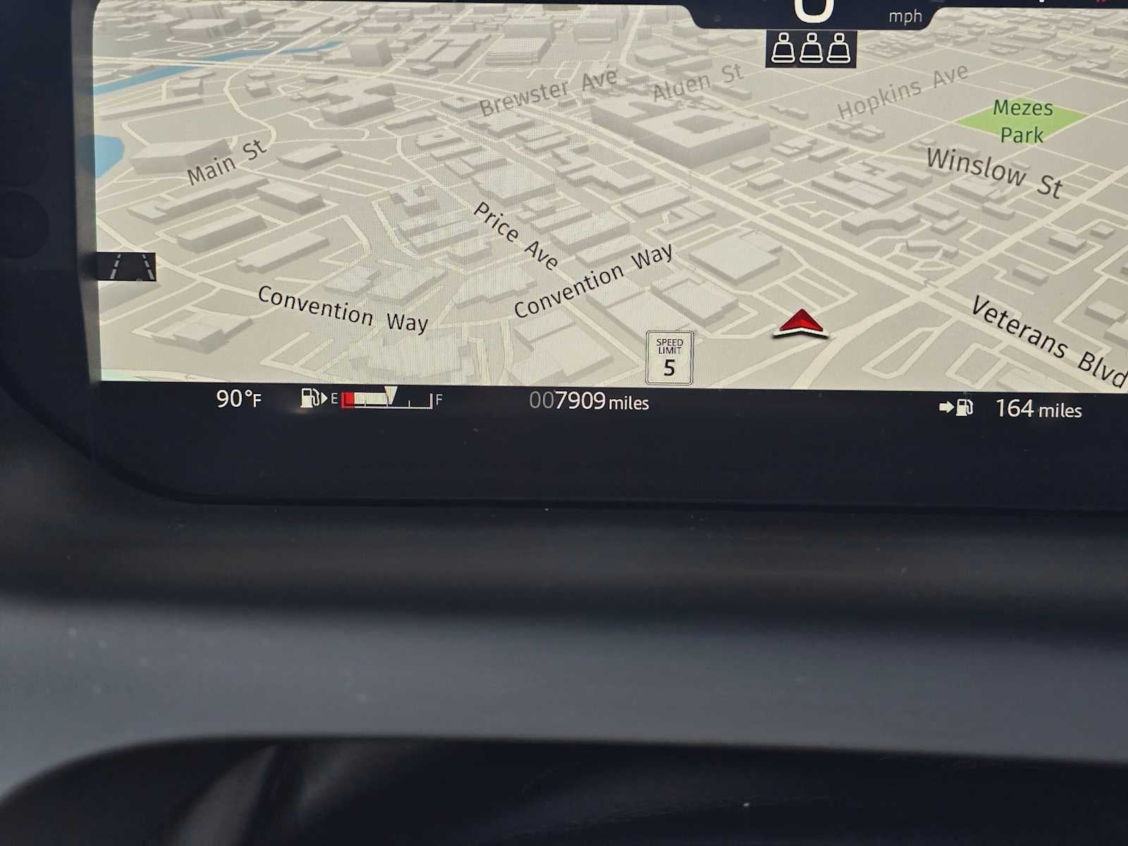 2025 Land Rover Discovery Sport S