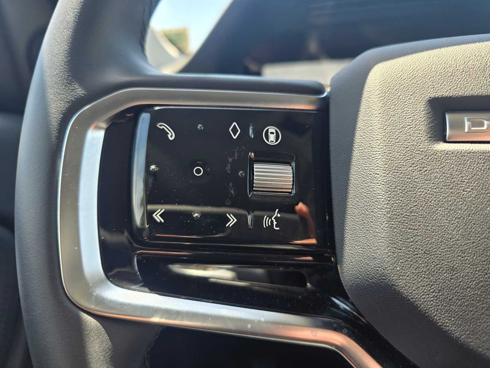 2025 Land Rover Discovery Sport S