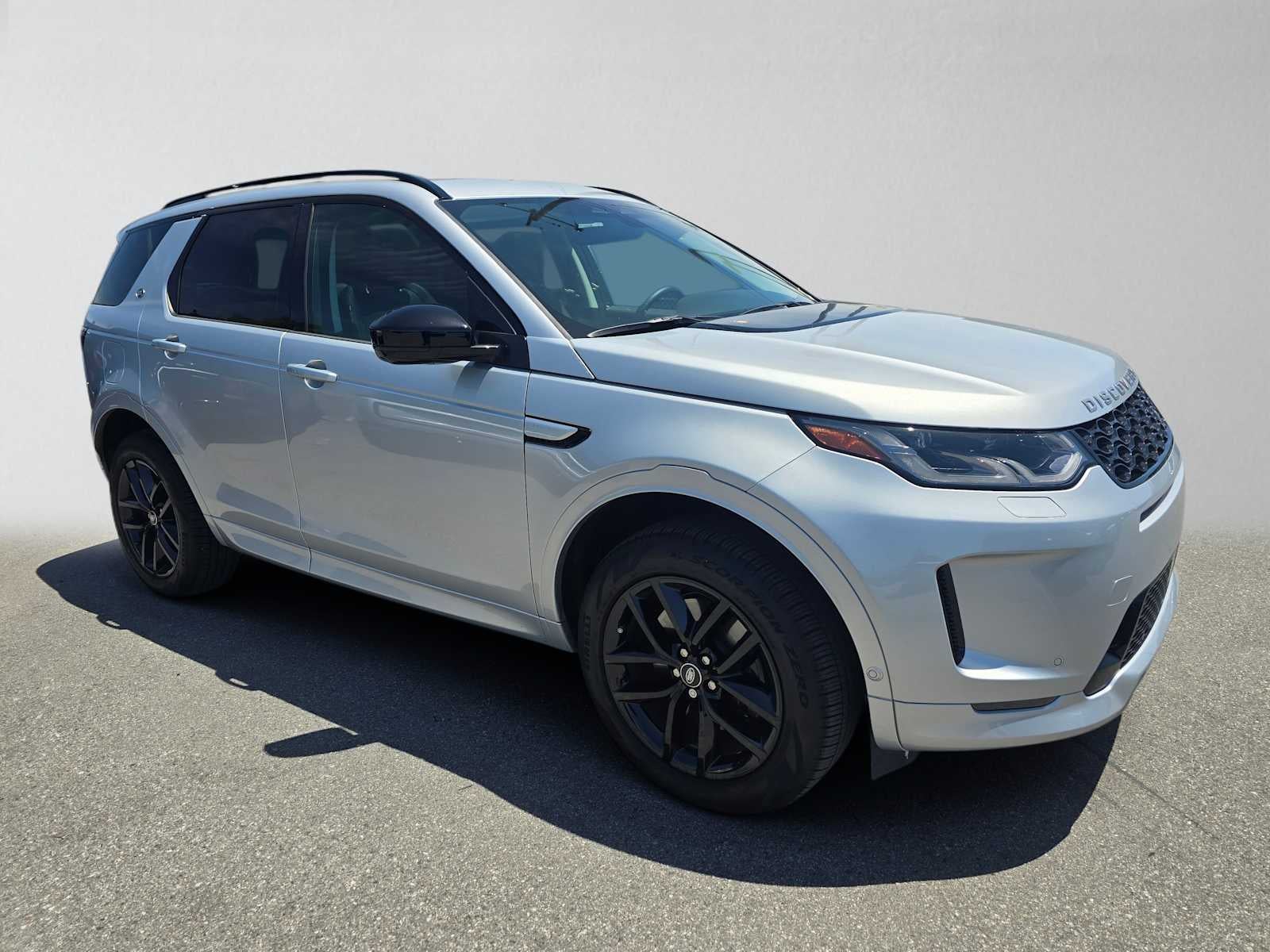 2025 Land Rover Discovery Sport S