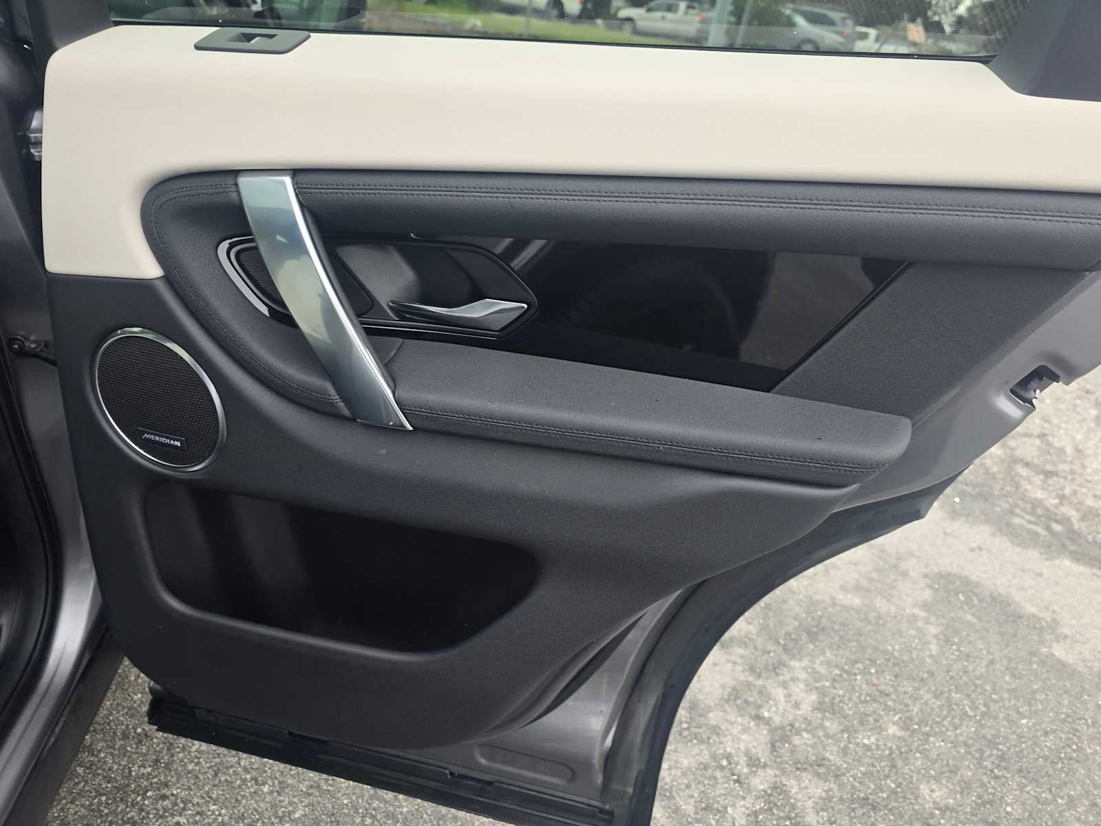 2025 Land Rover Discovery Sport S