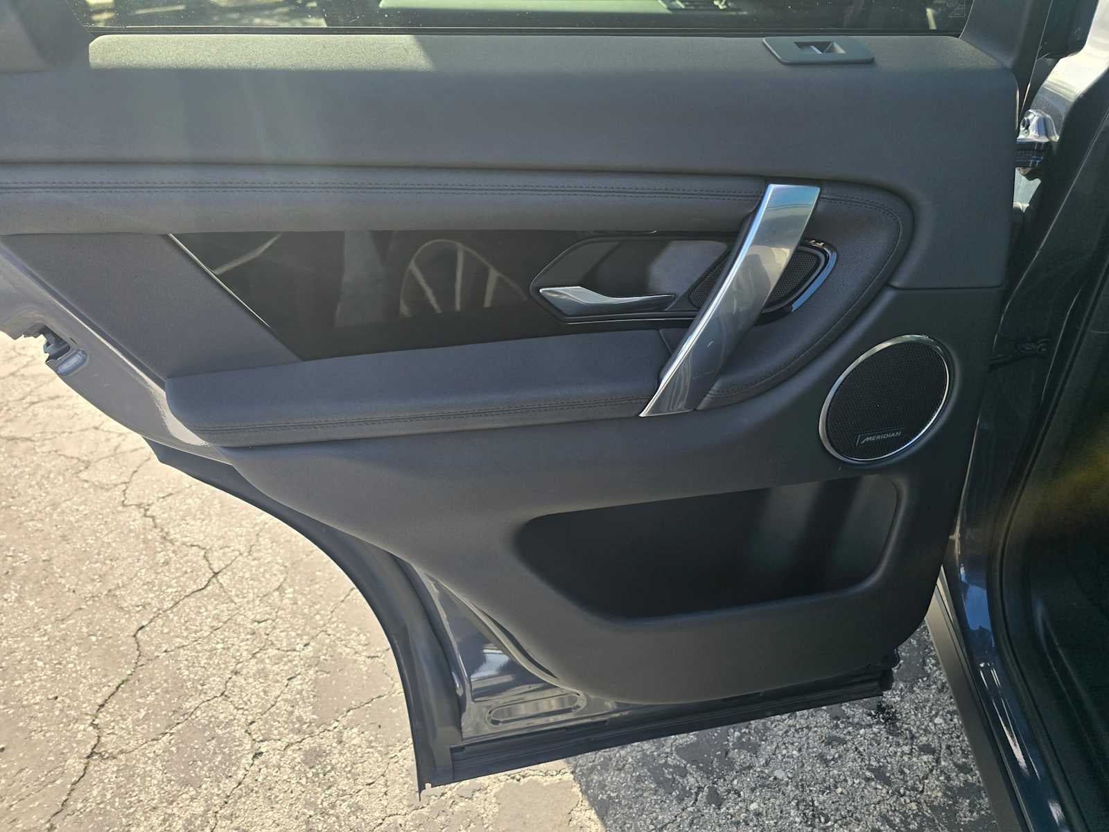 2025 Land Rover Discovery Sport S