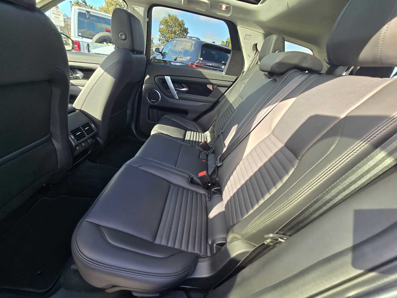 2025 Land Rover Discovery Sport S