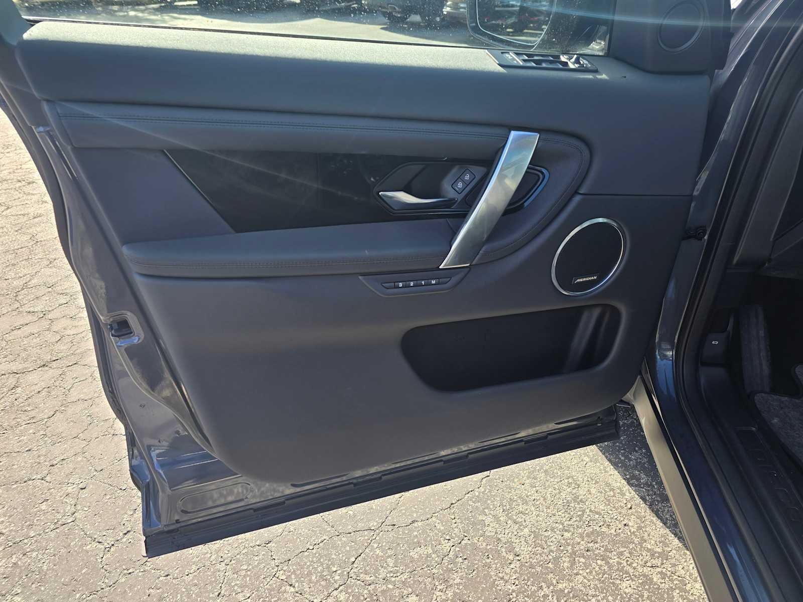 2025 Land Rover Discovery Sport S