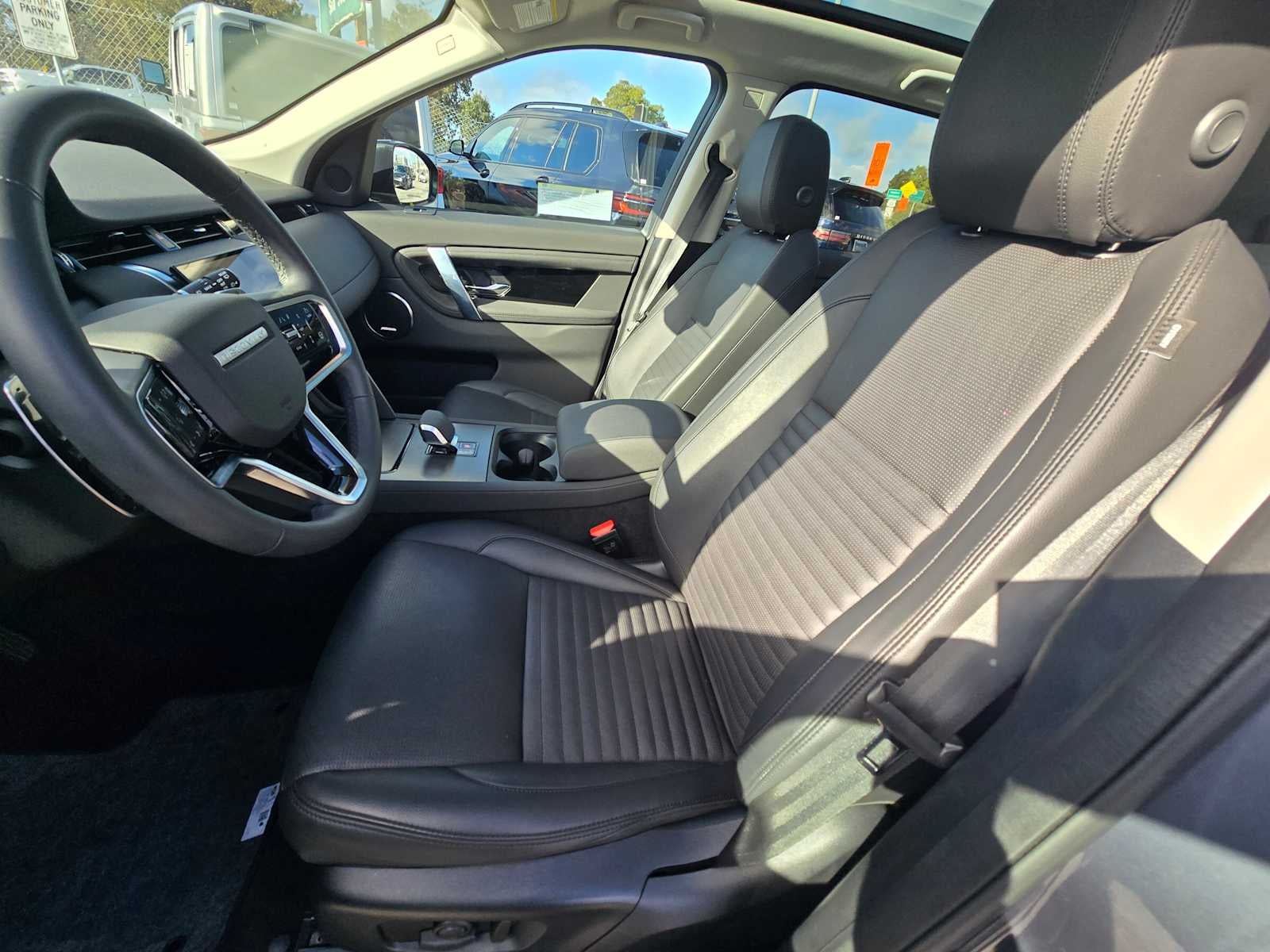 2025 Land Rover Discovery Sport S