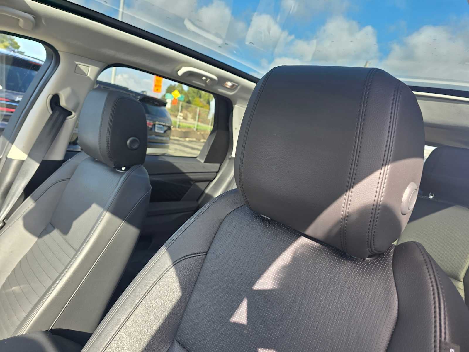 2025 Land Rover Discovery Sport S