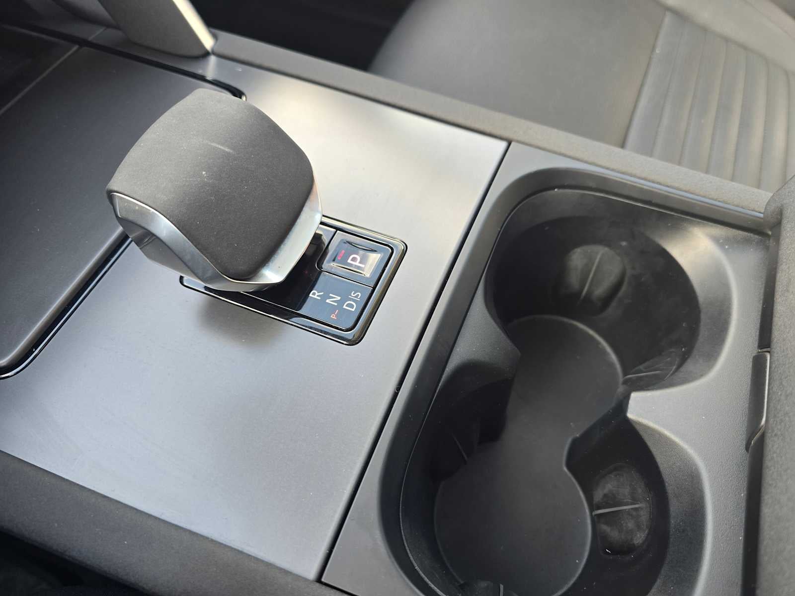 2025 Land Rover Discovery Sport S